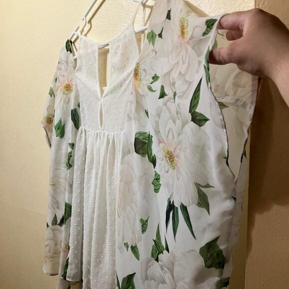 Farm Rio Women's Floral Flowy Semi Sheer Flutter Sleeve Tunic Blouse One Size - Picture 3 of 6